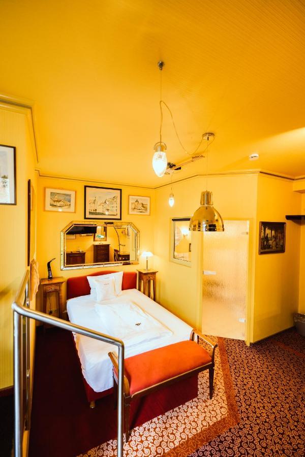 Design Hotel Ойскирхен Экстерьер фото